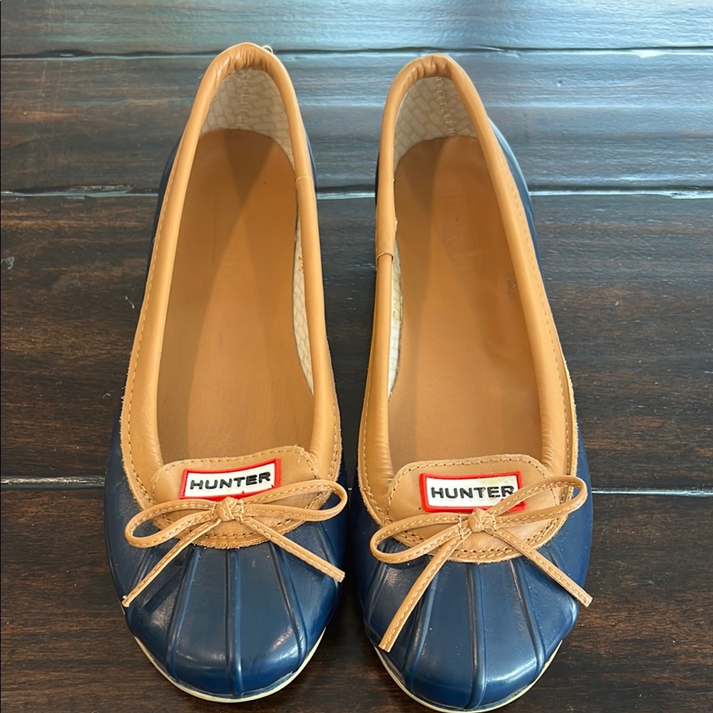 Hunter Blue and Tan Waterproof Ballet Flats